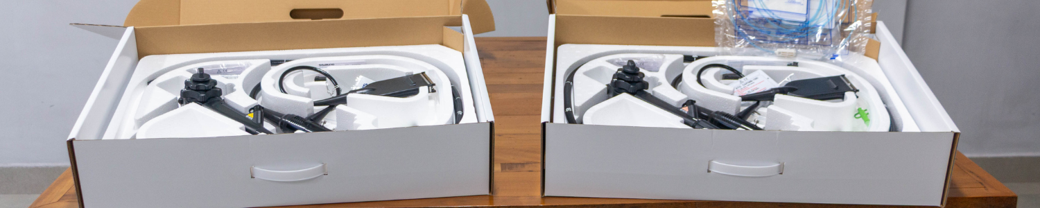 PUC Minas Poços de Caldas realiza entrega de equipamentos para Santa Casa